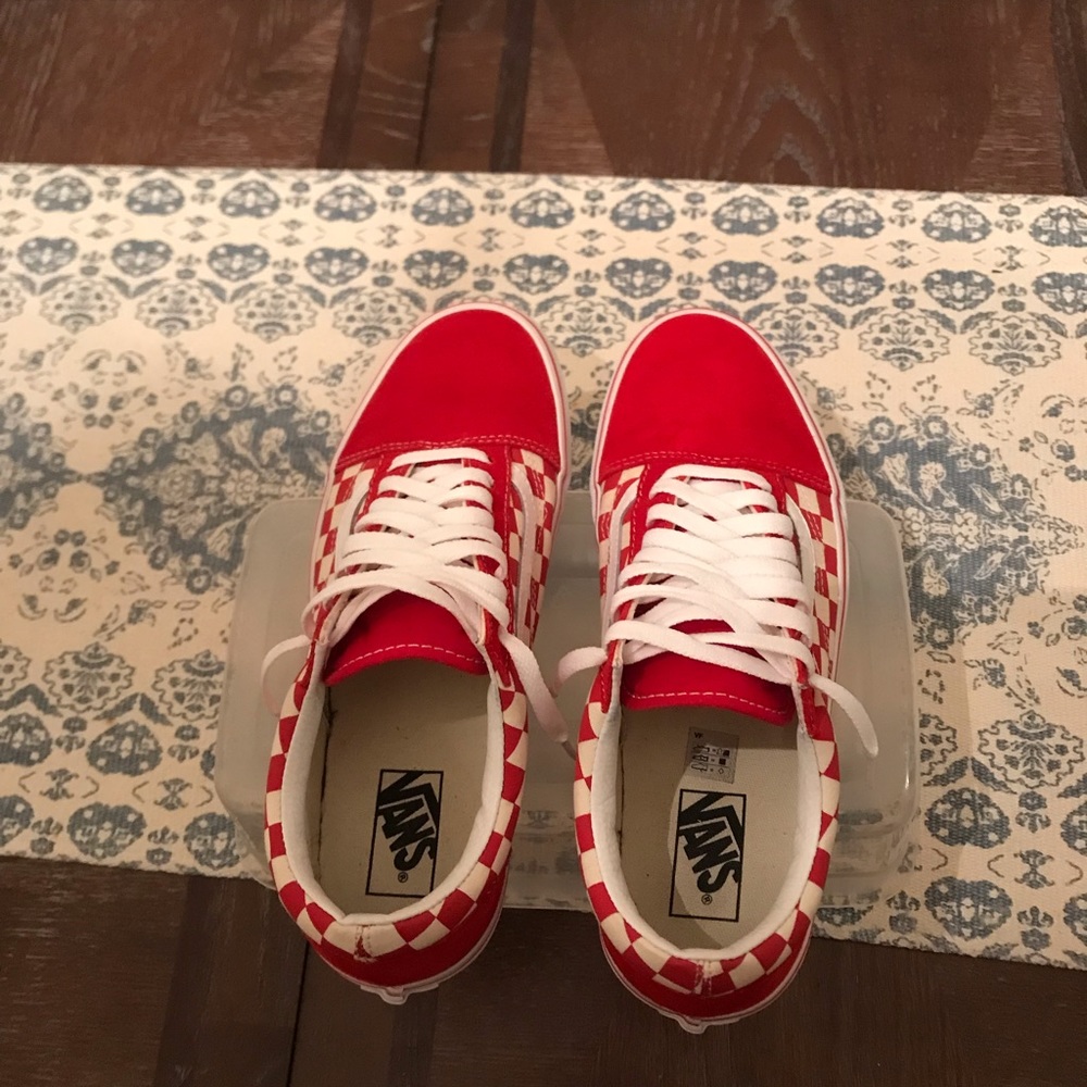Vans red (checkered) new without the box only worn once - Picture 5 of 6